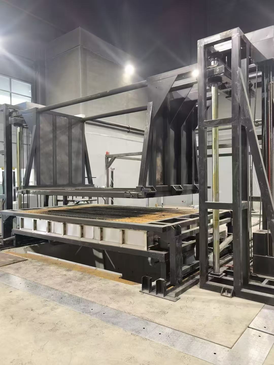 升降平臺如何賦能電池短路試驗機(jī)精準(zhǔn)測試?瑞佳達(dá)技術(shù)深度解析 升降平臺,瑞佳達(dá),電池短路試驗機(jī)